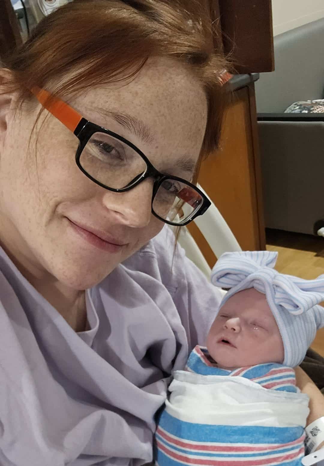 Doula Support for Single Moms: A Birth Story of Strength, Surrender, and Support